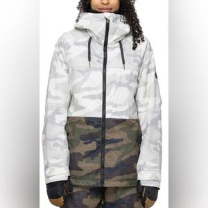 686 Women's Ski & Snow Jacket - White and Camouflage